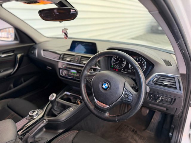 BMW 1 Series 2018 1.5 118I Sport Hatchback Eu White #3