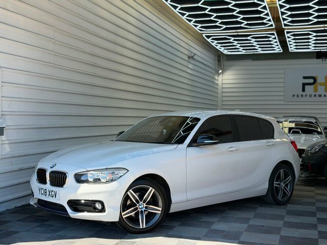 BMW 1 Series 2018 1.5 118I Sport Hatchback Eu White #4