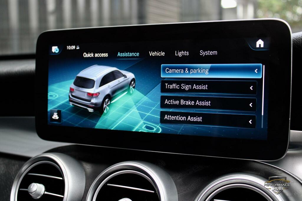 Mercedes-Benz GLC Class 300De 4Matic Amg Line Premium 9G-tronic Silver #16