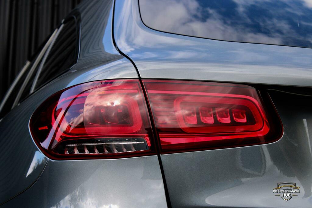 Mercedes-Benz GLC Class 300De 4Matic Amg Line Premium 9G-tronic Silver #25