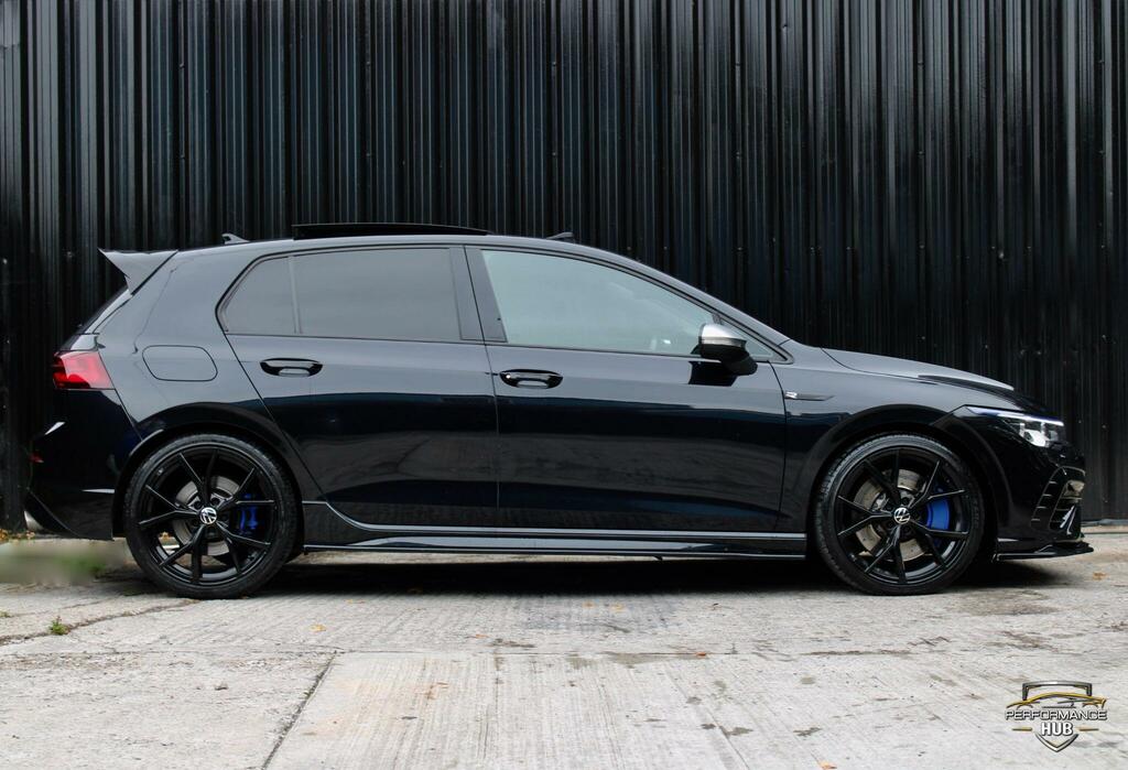 Volkswagen Golf R Black #3