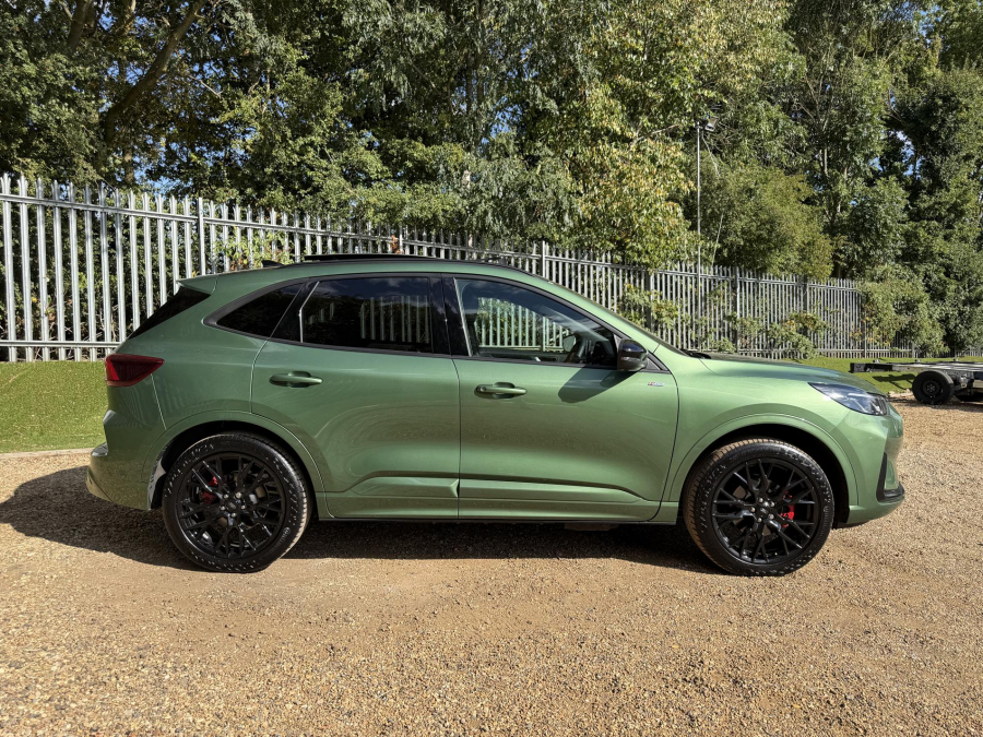 Ford Kuga St-line X EA26DXM Green #3