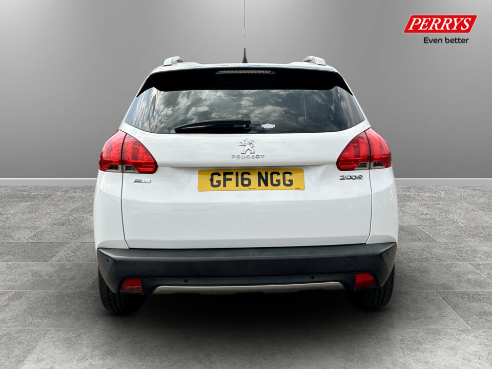 Peugeot 2008 1.2 Puretech 110 Feline Mistral GF16NGG White #6