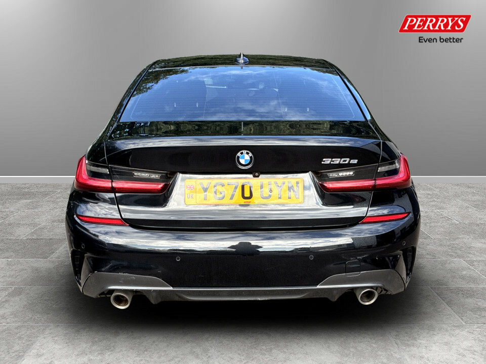 BMW 3 Series 330E M Sport Step YG70UYN Black #6
