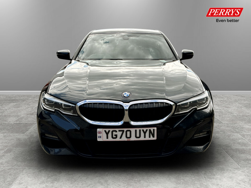 BMW 3 Series 330E M Sport Step YG70UYN Black #2