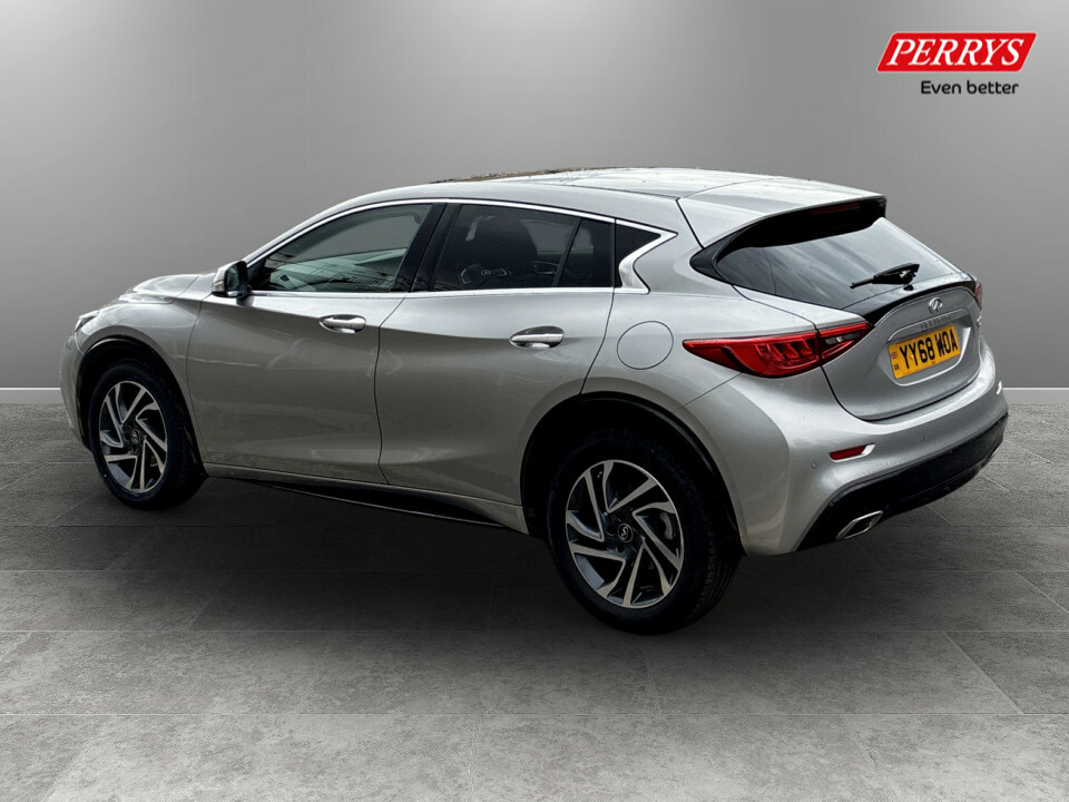 Infiniti Q30 1.6T Luxe Hatchback Dct Euro 6 Ss 1 Silver #5
