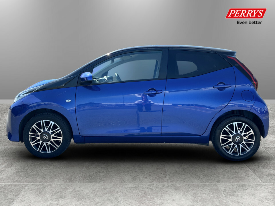 Toyota Aygo 1.0 Vvt-i X-clusiv Blue #4