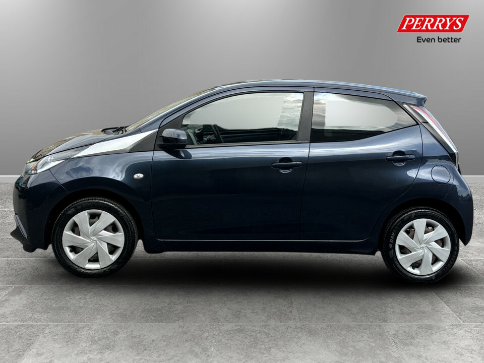 Toyota Aygo 1.0 Vvt-i X-play X-shift Blue #4