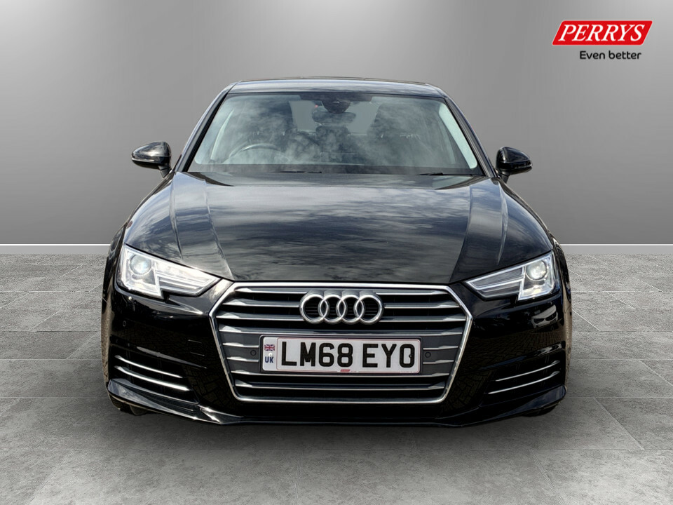 Audi A4 2.0 Tdi Ultra Se Black #2