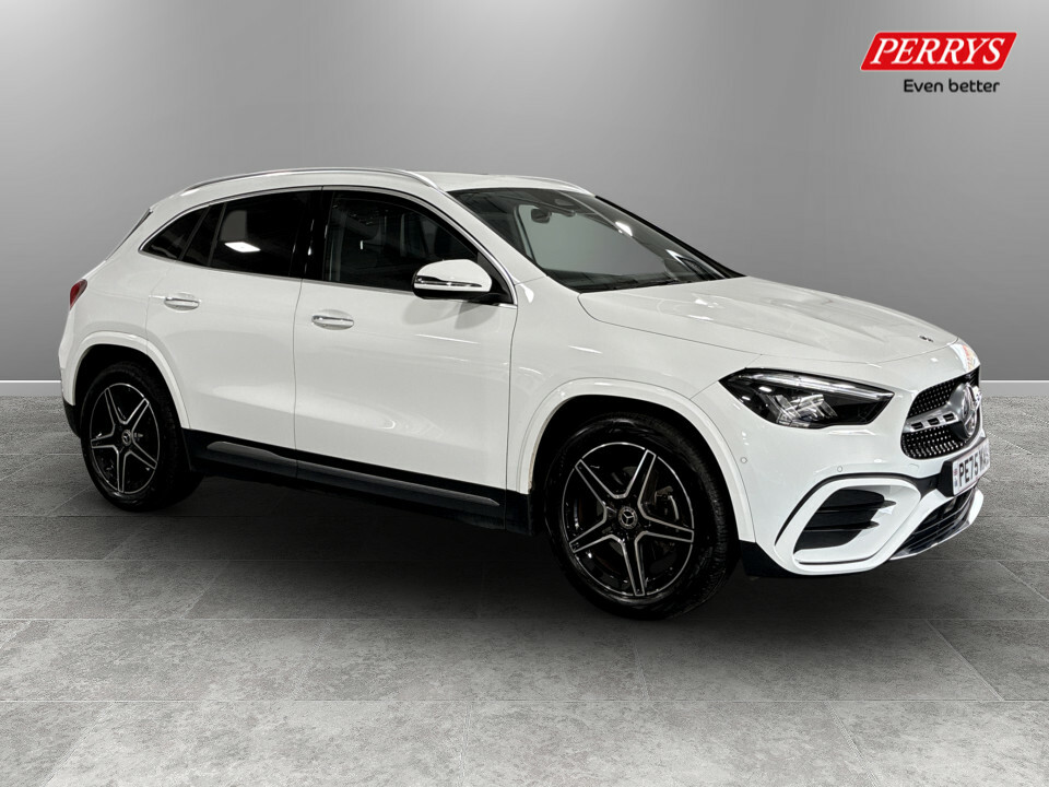 Mercedes-Benz GLA Class Gla 200 Amg Line Executive White