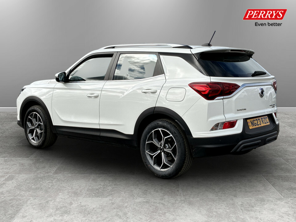 SsangYong Korando 1.5 Ventura White #5
