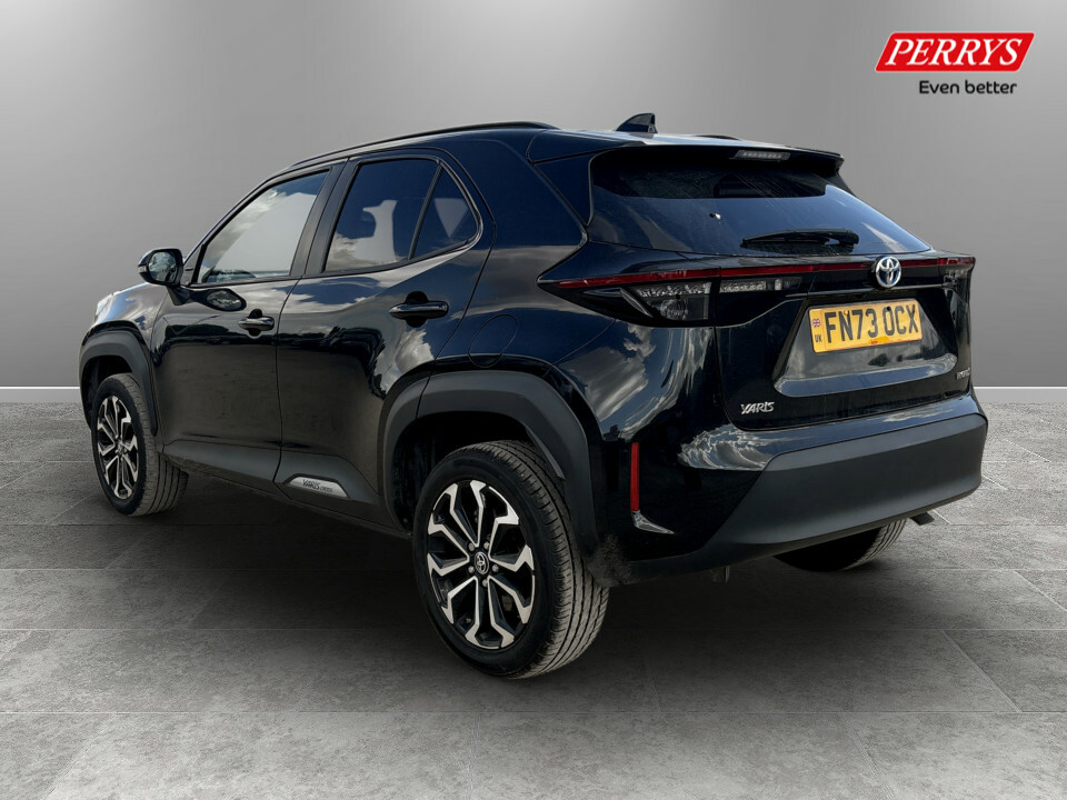 Toyota Yaris Cross 1.5 Hybrid Design Cvt FN73OCX Black #5