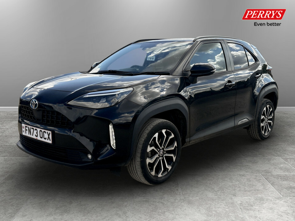 Toyota Yaris Cross 1.5 Hybrid Design Cvt FN73OCX Black #3