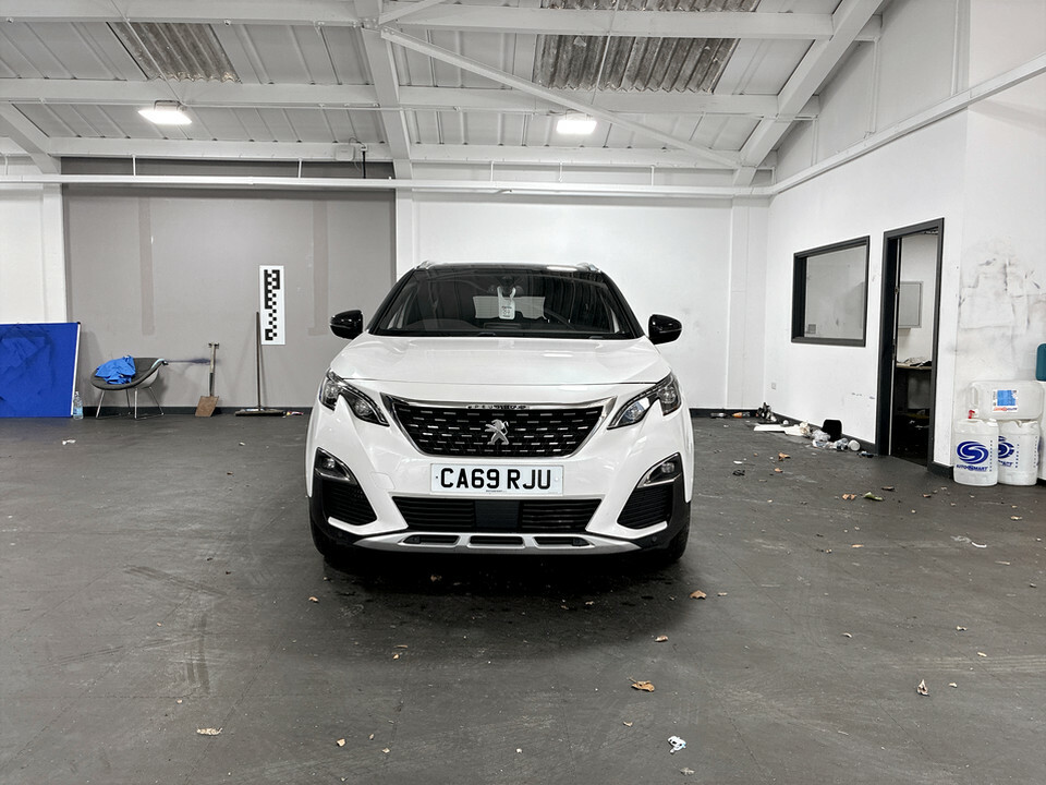 Peugeot 5008 1.2 Puretech Gt Line Premium Eat8 White #2