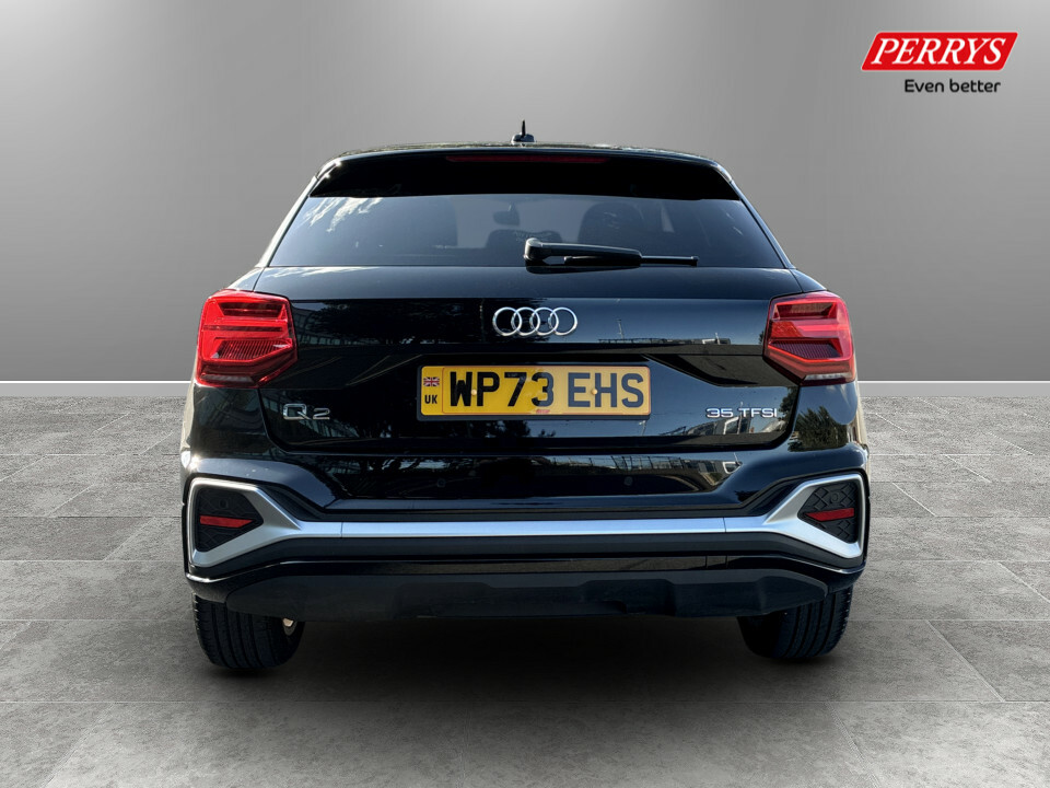 Audi Q2 35 Tfsi S Line Black #6