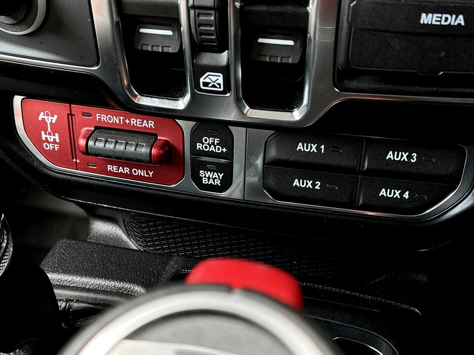 Jeep Wrangler Wrangler Sahara Unlimited Edition Black #25