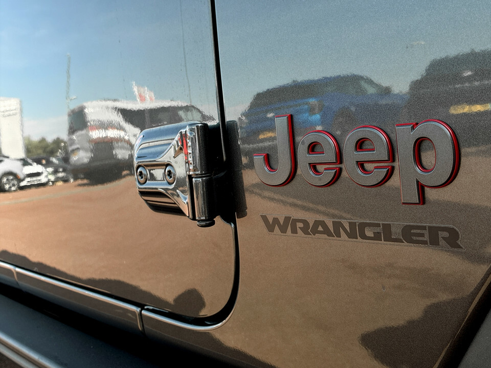 Jeep Wrangler Wrangler Sahara Unlimited Edition Black #33
