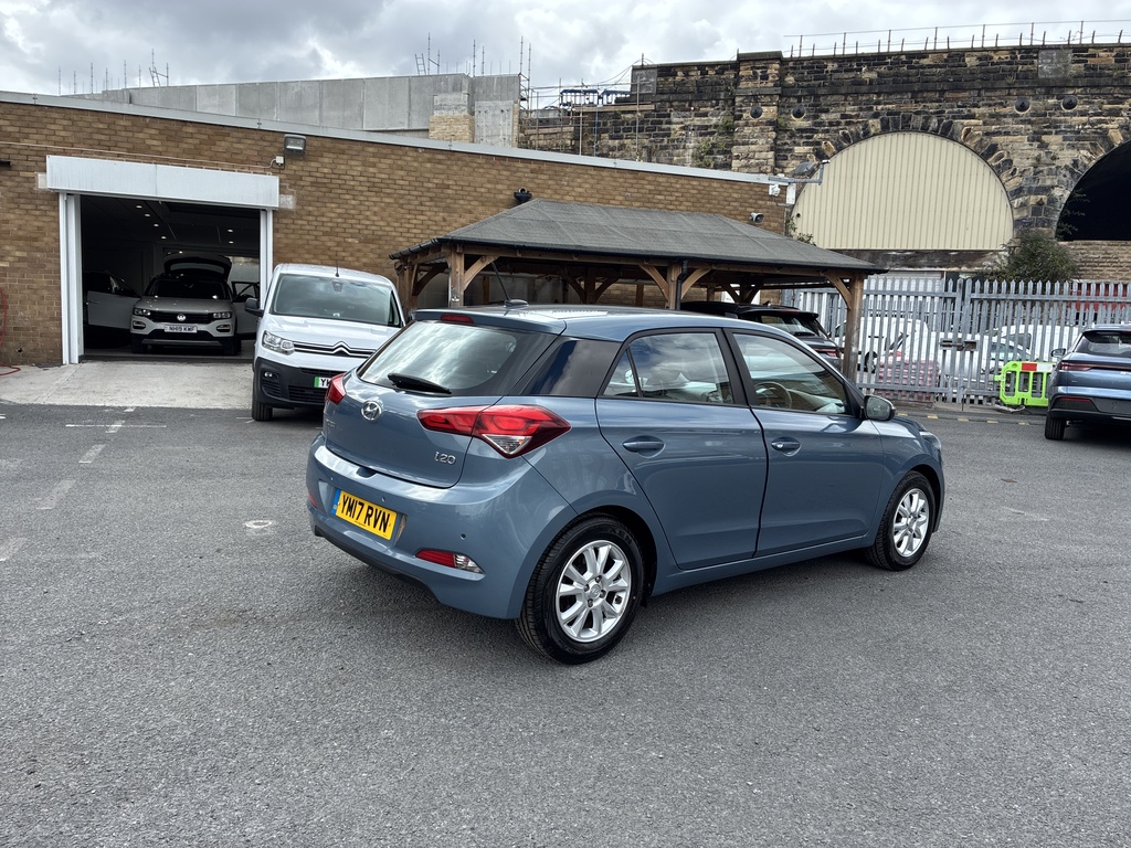 Hyundai I20 1.2 Se Blue #4