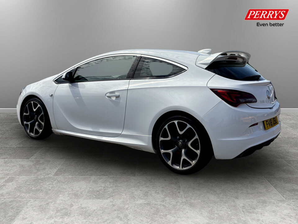 Vauxhall Astra GTC 2.0T 16V Vxr White #5