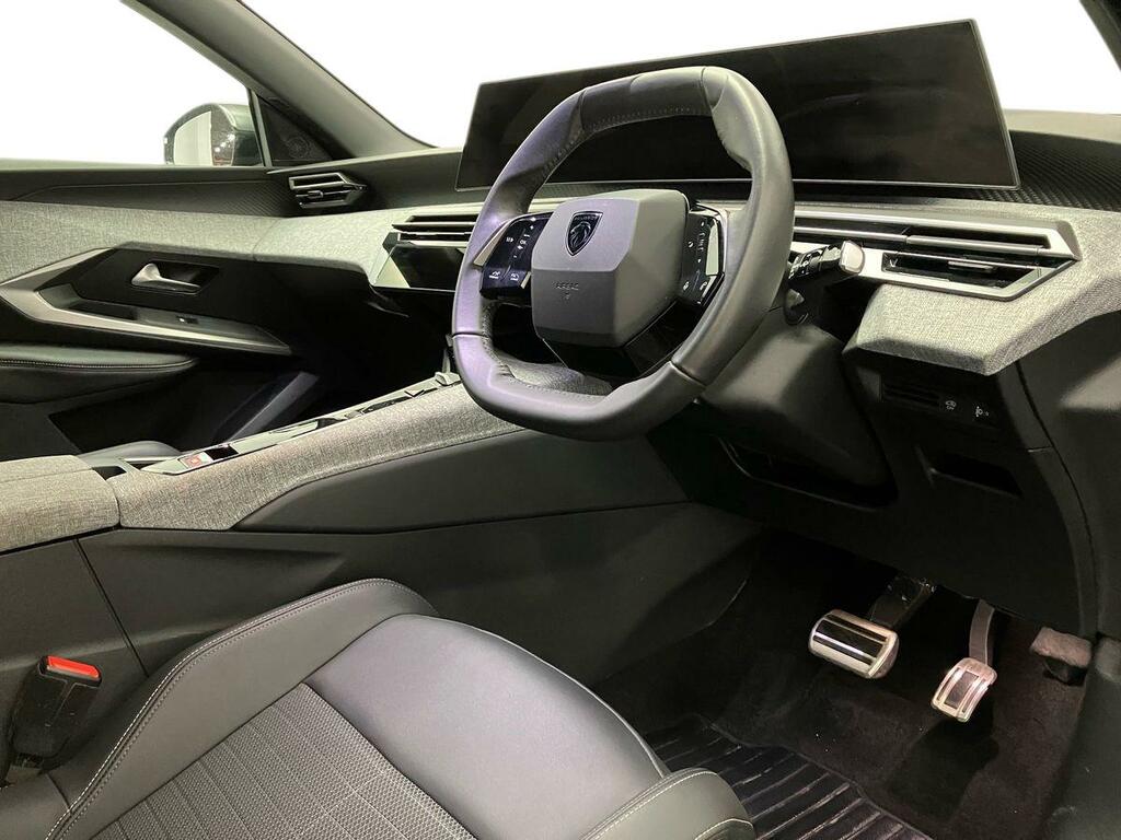 Peugeot 3008 1.2 Mhev Gt E-dsc Black #8