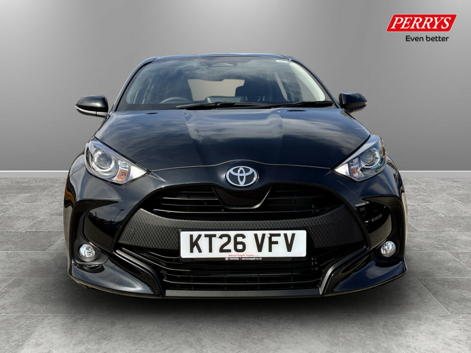 Toyota Yaris 1.5 Hybrid Icon Cvt Black #2