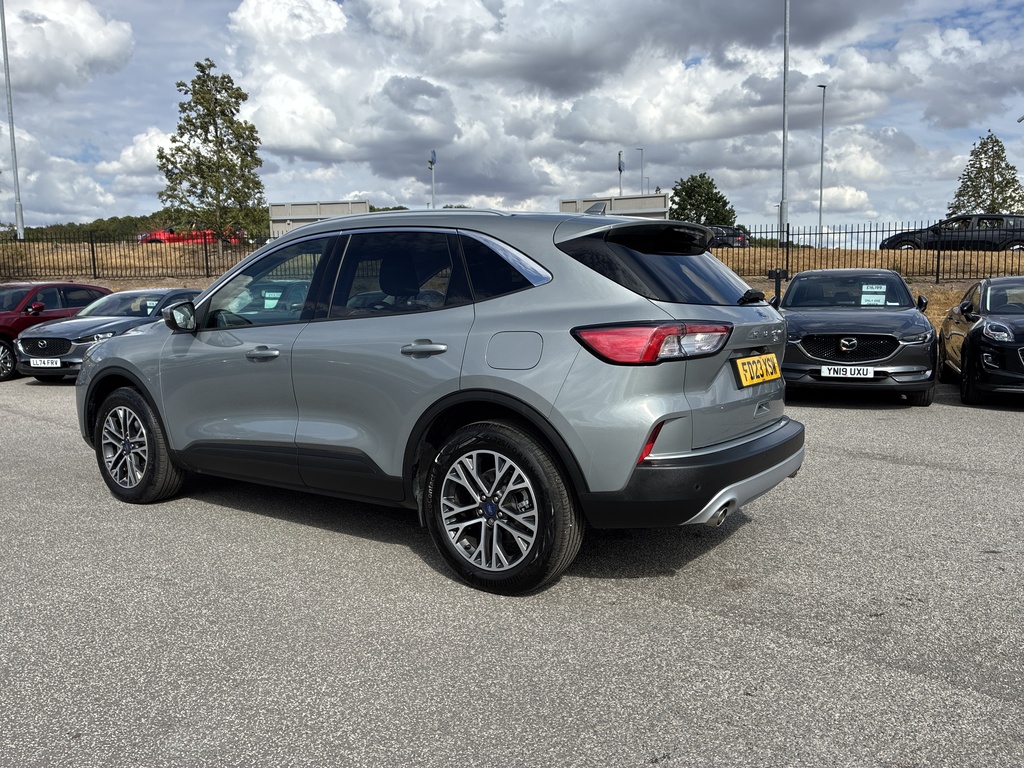 Ford Kuga 1.5 Ecoboost 150 Titanium Edition Silver #5