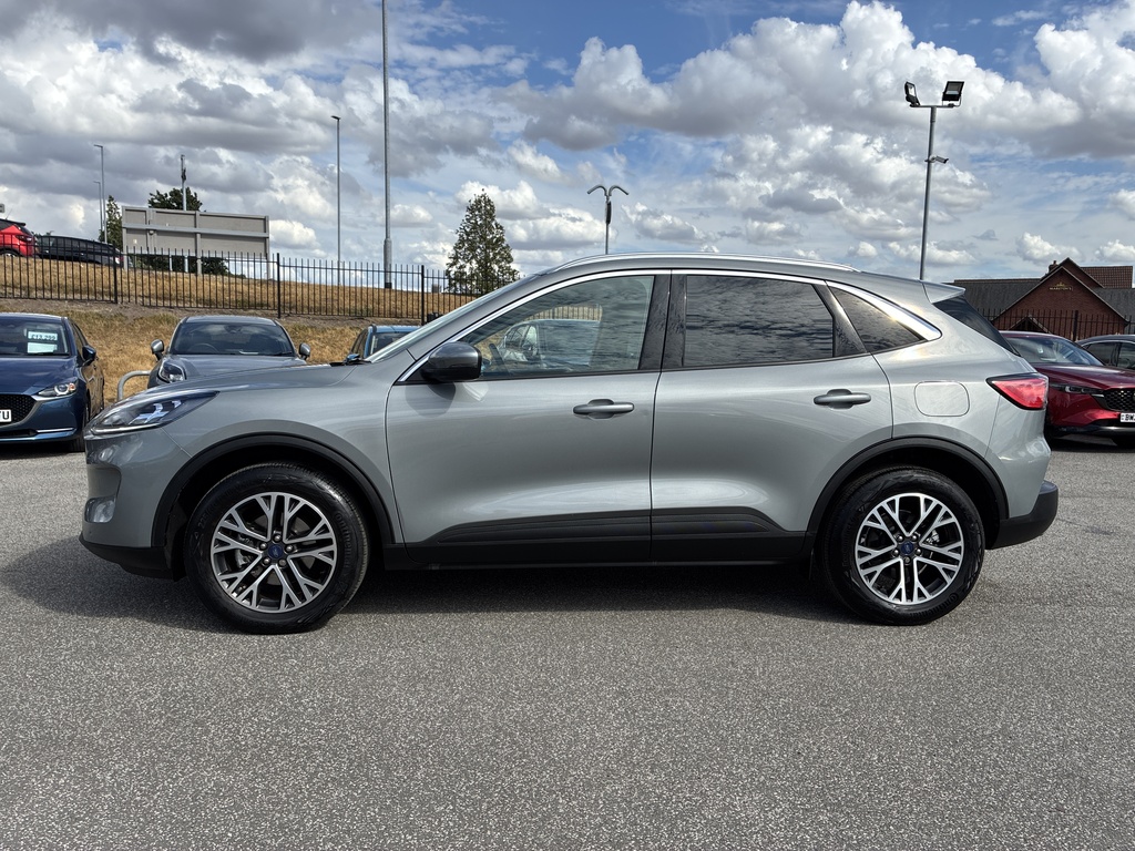 Ford Kuga 1.5 Ecoboost 150 Titanium Edition Silver #4