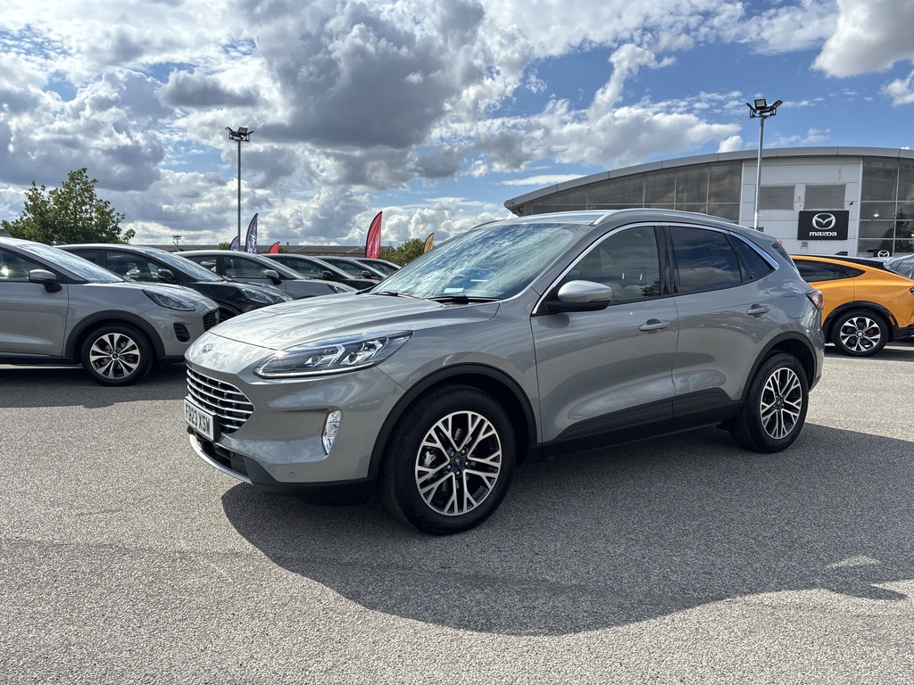 Ford Kuga 1.5 Ecoboost 150 Titanium Edition Silver #3