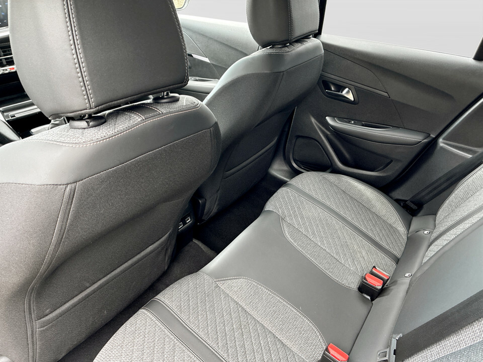 Peugeot 208 208 Allure Puretech Mhev Grey #57