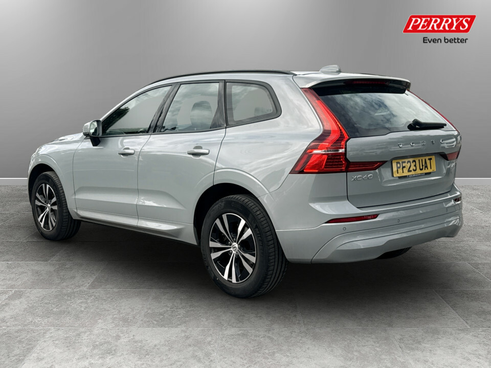 Volvo XC60 2.0 B5p Core Awd Geartronic Grey #5