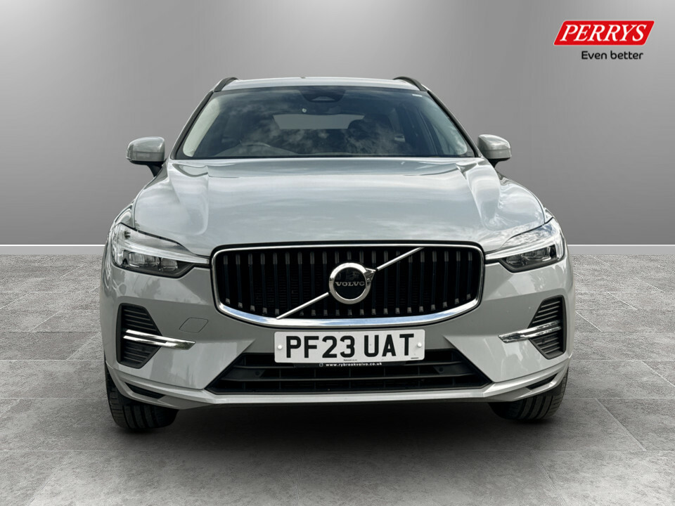 Volvo XC60 2.0 B5p Core Awd Geartronic Grey #2