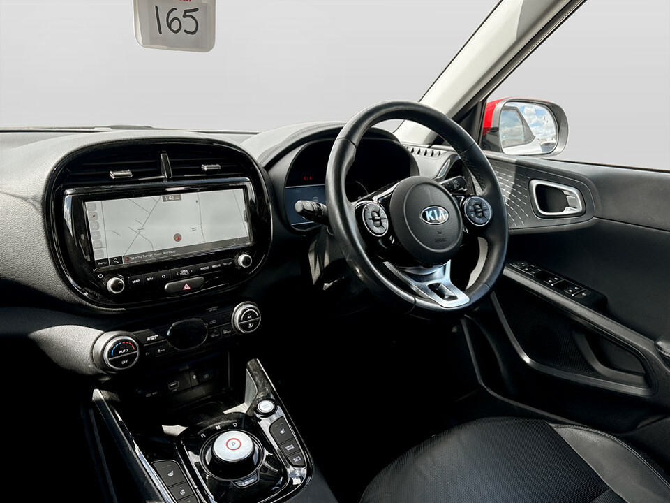 Kia Soul 64Kwh First Edition Suv 201 Bhp White #21