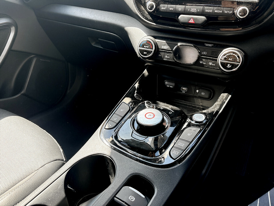 Kia Soul 150Kw Motor First Edition Black #27