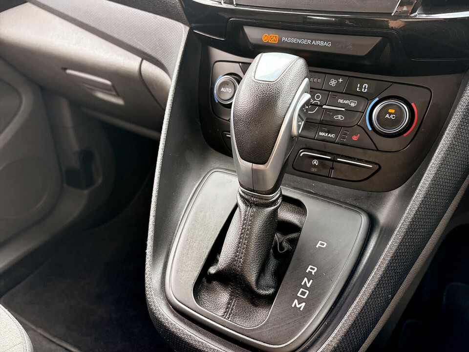 Ford Tourneo Connect Tourneo Connect Titanium Tdci Silver #48