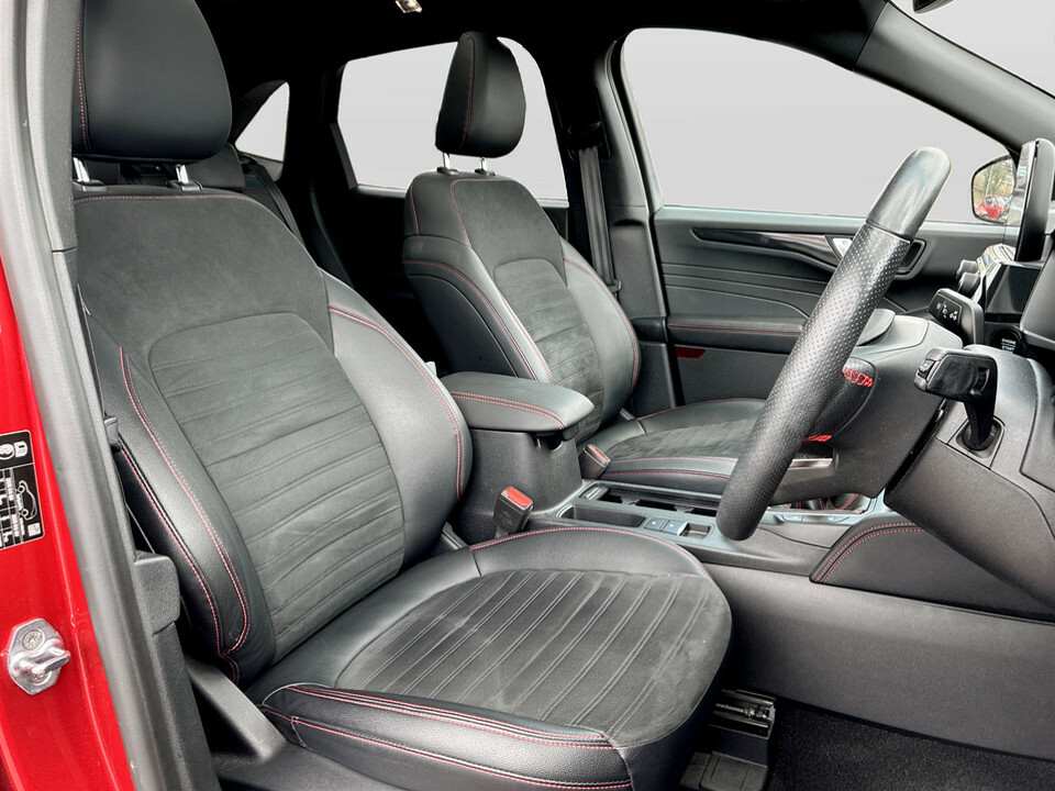 Ford Kuga 1.5 Ecoboost 150 St-line Edition Estate White #23
