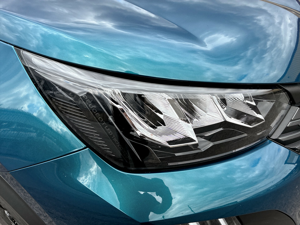 Peugeot 2008 1.2 Puretech 130 Allure Eat8 Grey #10