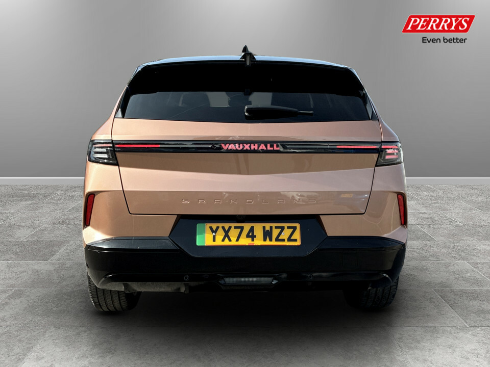 Vauxhall Grandland 157Kw Ultimate 73Kwh Panoramic Roof YX74WZZ Gold #6