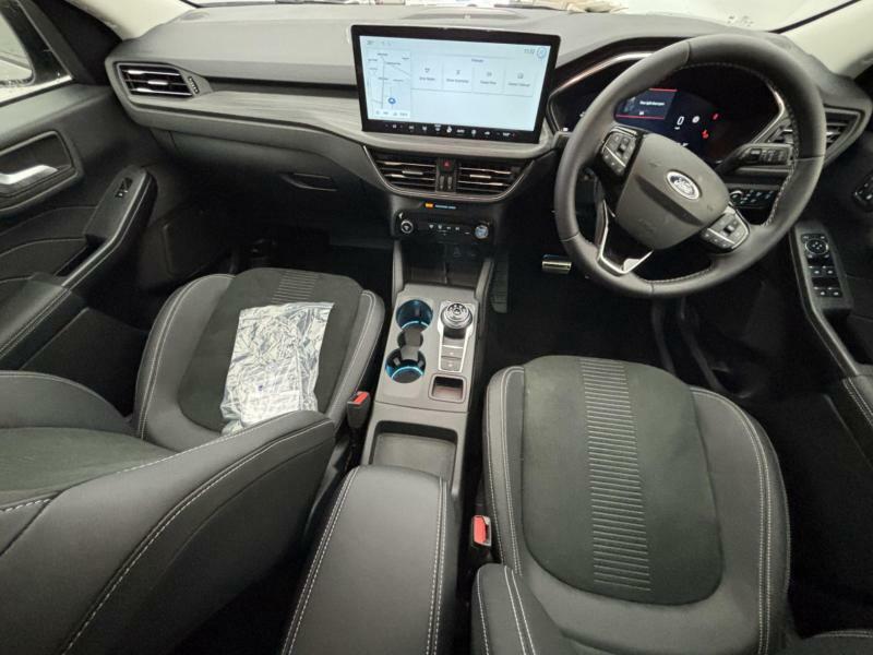 Ford Kuga 2.5 Duratec 14.4Kwh Sound Edition Suv P Black #4