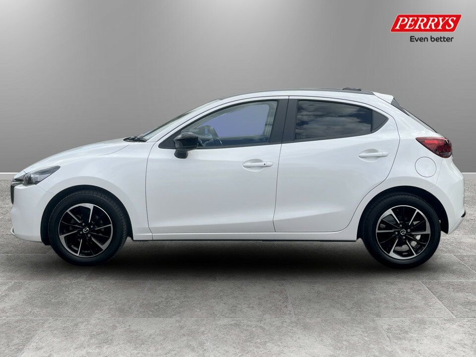 Mazda 2 1.5 Skyactiv G Homura Aka White #4
