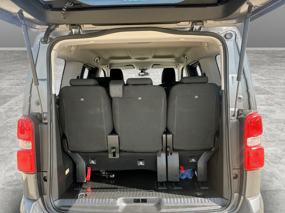 Toyota Proace Verso 2.0D Shuttle Long Mpv Lwb Euro 6 White #12