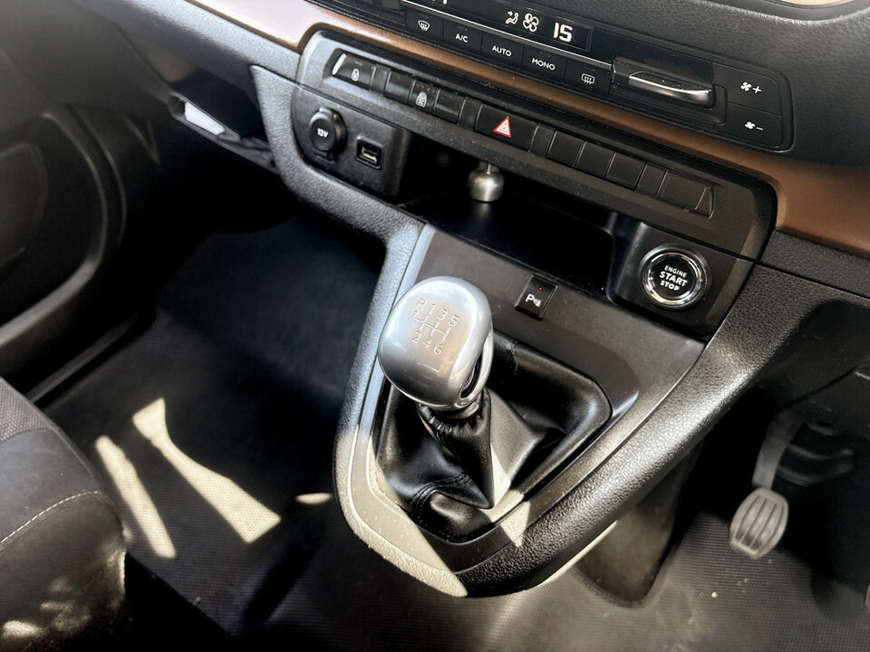 Toyota Proace Verso 2.0D Shuttle Long Mpv Lwb Euro 6 White #23