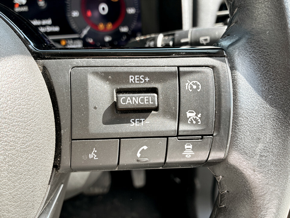 Nissan X-Trail 1.5 E-power E-4orce 213 N-trek 7 Seat S Silver #27