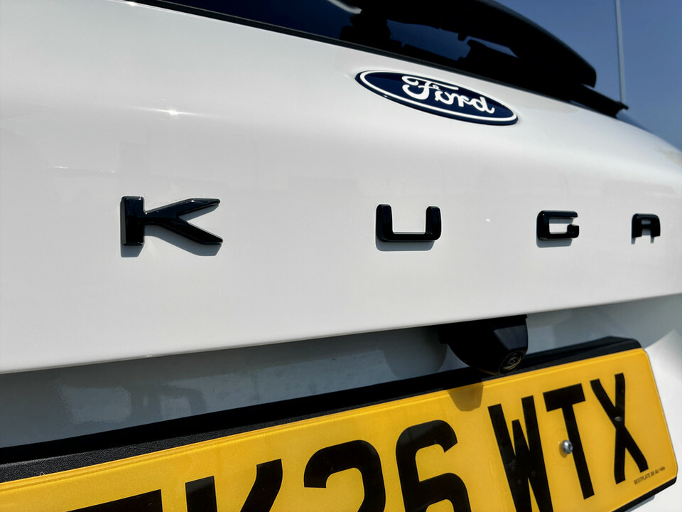 Ford Kuga St-line 2.5L Duratec Phev 243Ps Fwd Cvt Aut White #26