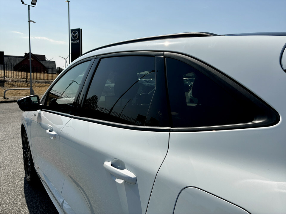 Ford Kuga St-line 2.5L Duratec Phev 243Ps Fwd Cvt Aut White #32