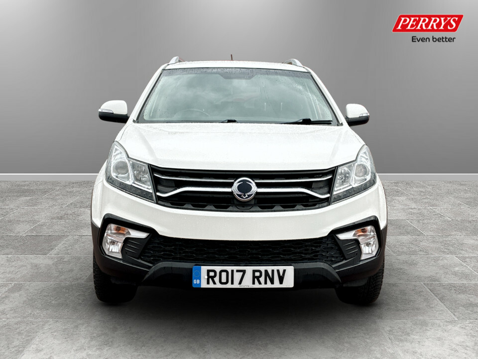 SsangYong Korando 2.2 Elx 4X4 White #2