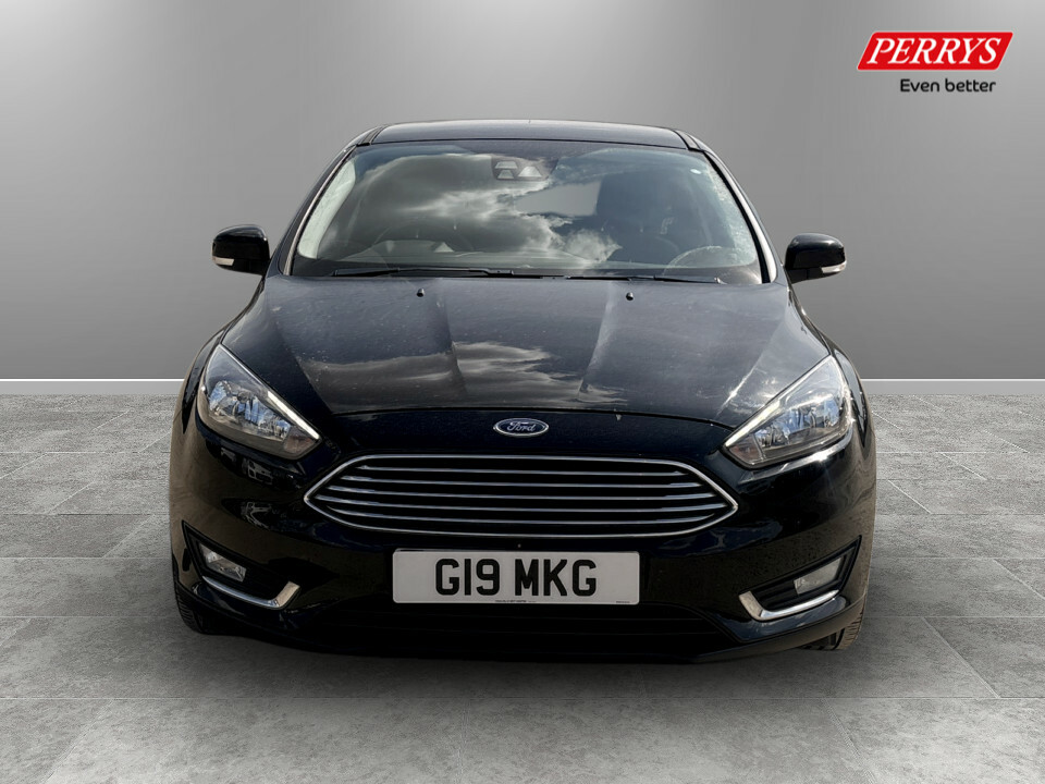 Ford Focus 1.5 Ecoboost Titanium Black #2