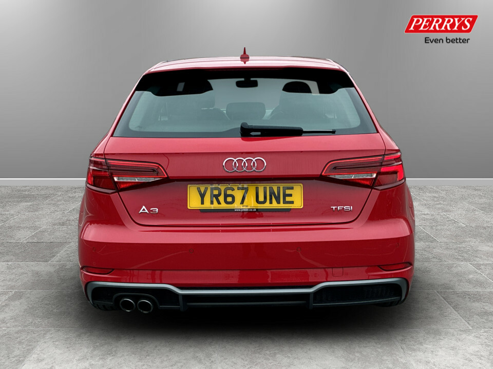 Audi A3 1.5 Tfsi S Line Red #6
