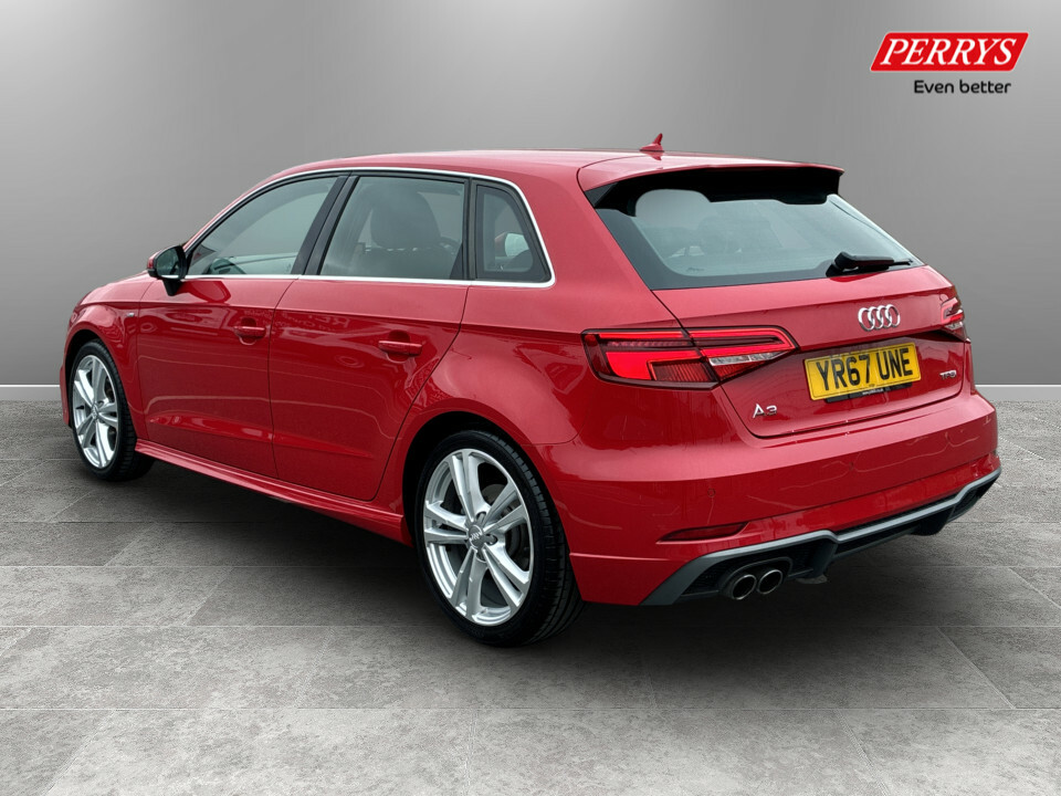 Audi A3 1.5 Tfsi S Line Red #5