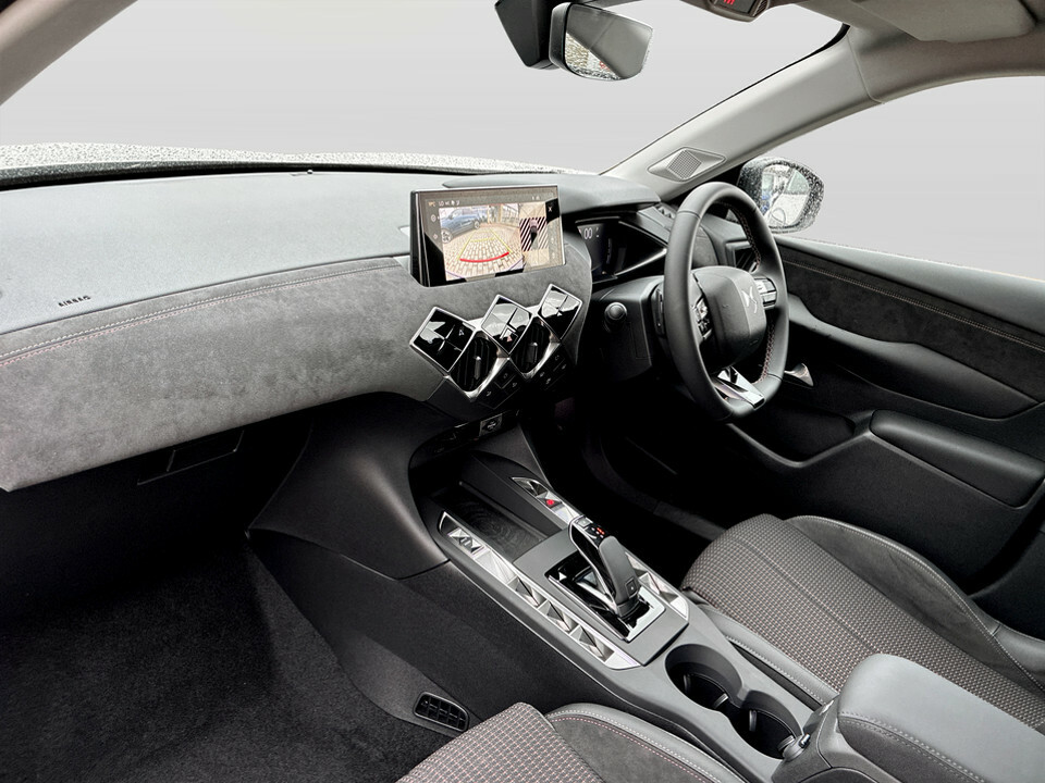 DS DS 3 1.2 Hybrid 145 Pallas E-dsc Grey #17
