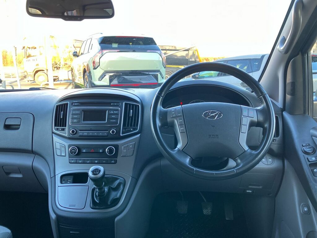 Hyundai I800 Crdi Se Black #14